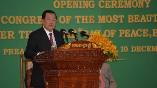 柬埔寨首相洪森9日访华 寻求中国援建高铁
