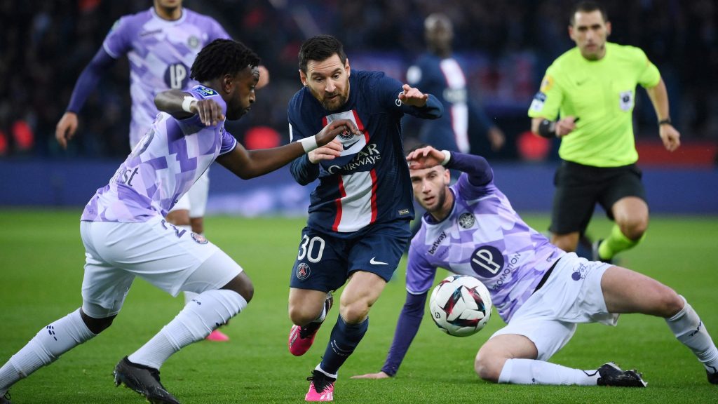 法甲|姆巴佩内马尔伤缺无碍  梅西率大巴黎逆转图卢兹