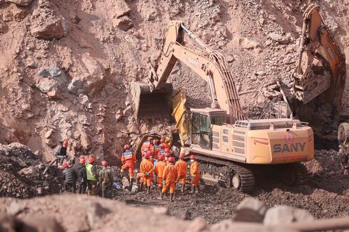 看世界)内蒙古矿难遇难者升至6人 仍有47人失踪
