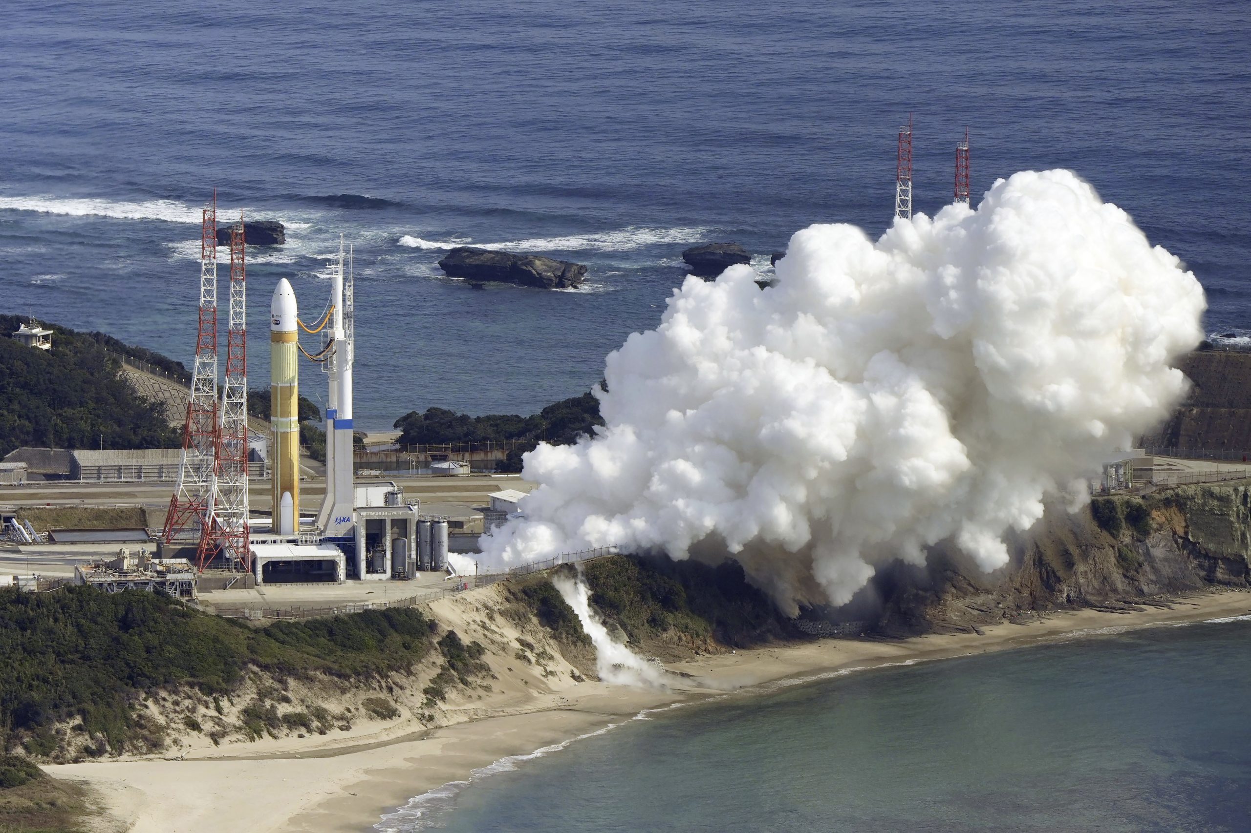 看世界／日本最新主力火箭H3发射失败 辅助火箭未点火