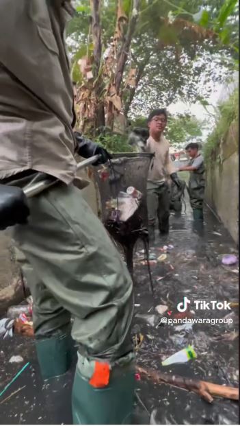 绿量无穷／ 捡垃圾、清理河川影片爆红！印尼青年藉社群媒体宣传环保意识