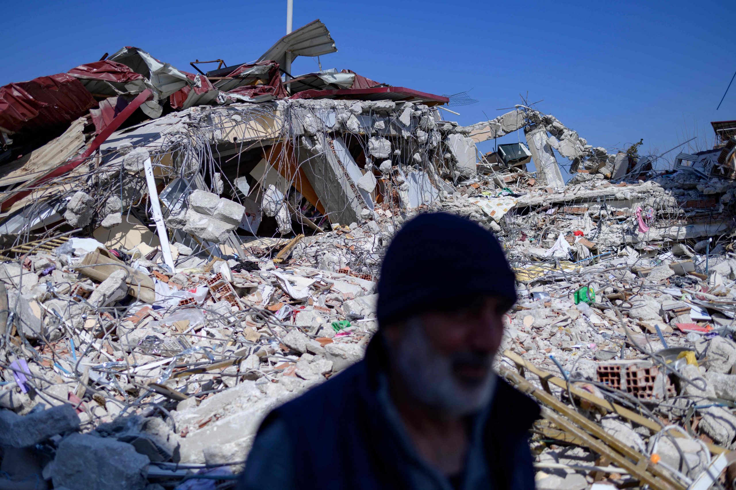 联合国发起10亿美元赈灾活动 伸援土耳其地震灾民