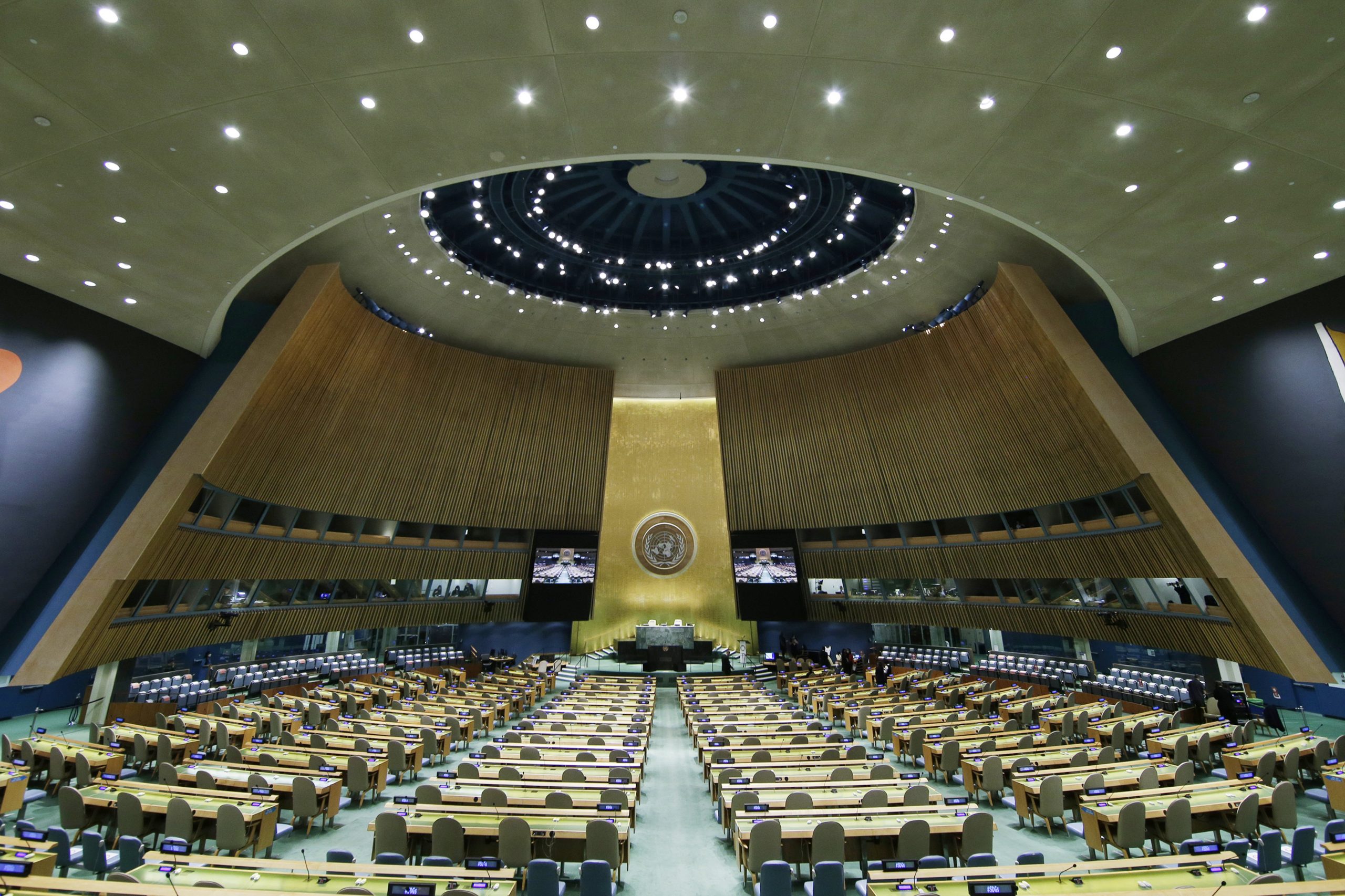 联合国委员会审议涉港澳报告 香港出现更多亲北京声音