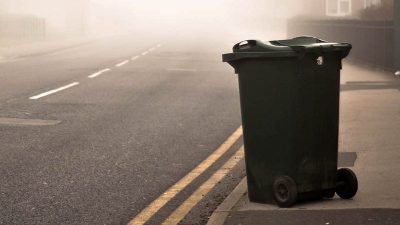 吉州议会 | 垃圾桶摆放路边阻碍视线 阿斯米鲁：已造成多起死亡车祸
