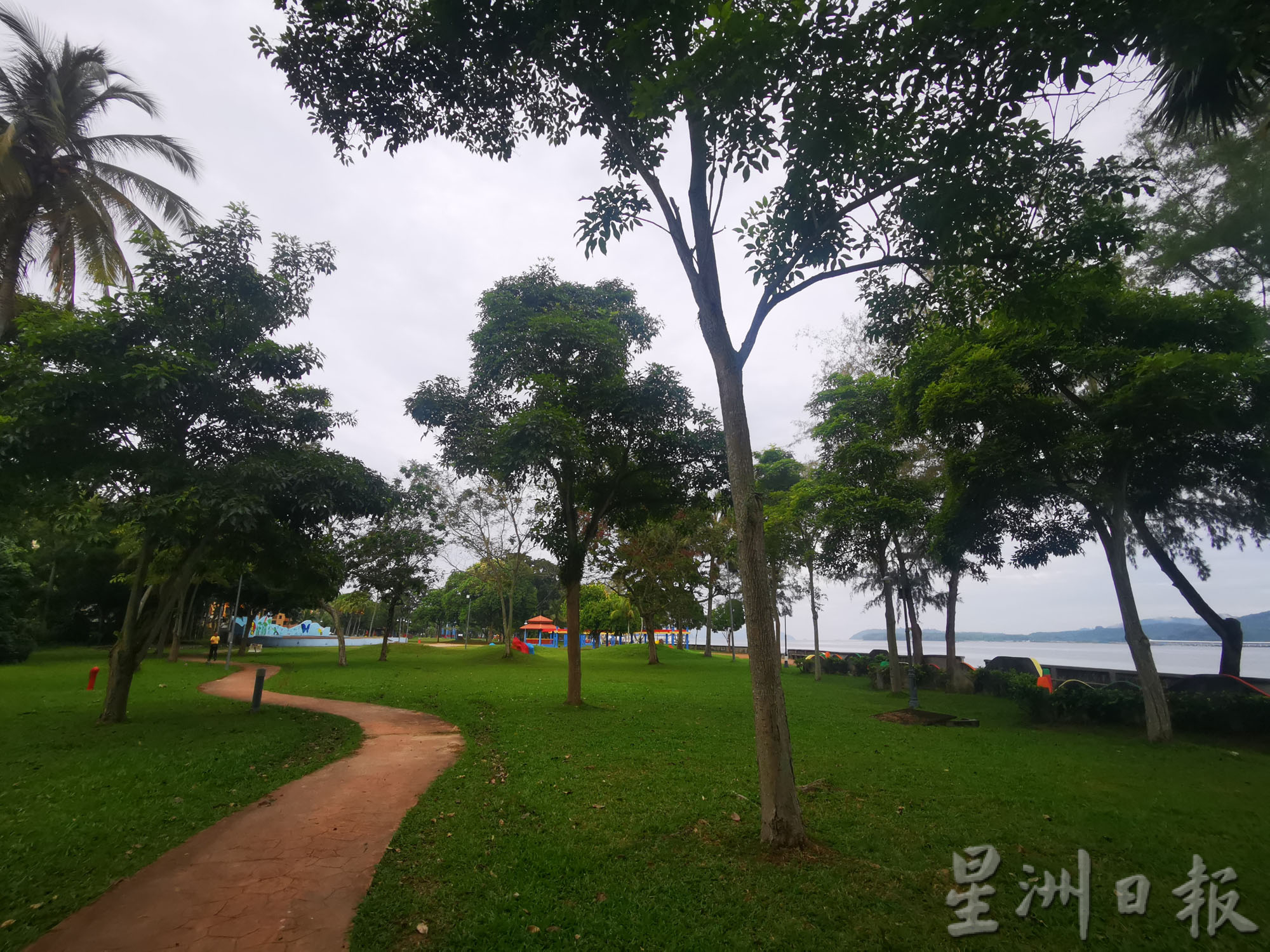 1850公尺跑道與公園貫穿海岸線 來紅土坎跑步賞海景