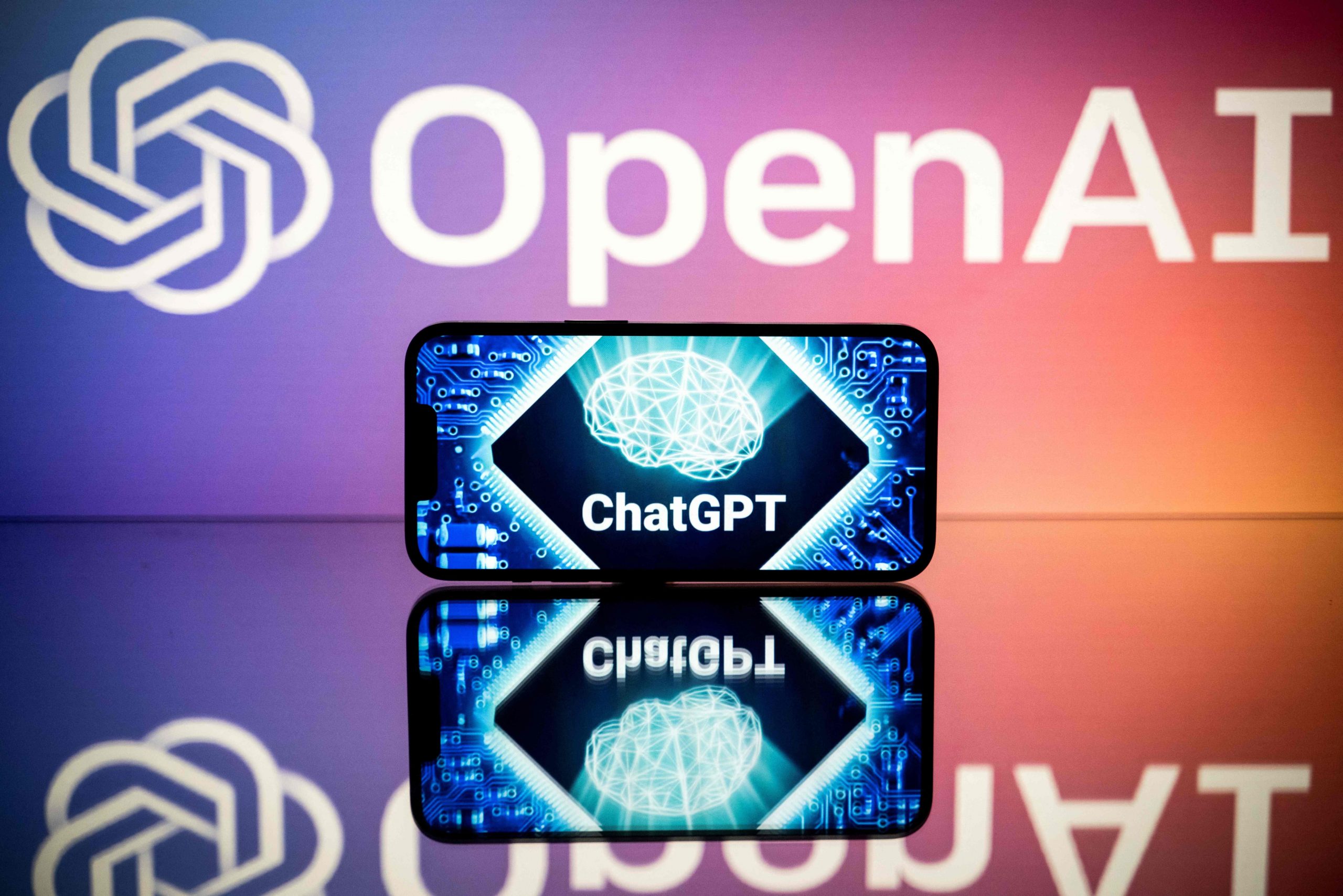 ChatGPT泄对话纪录惹忧虑 OpenAI认私隐漏洞称已修复