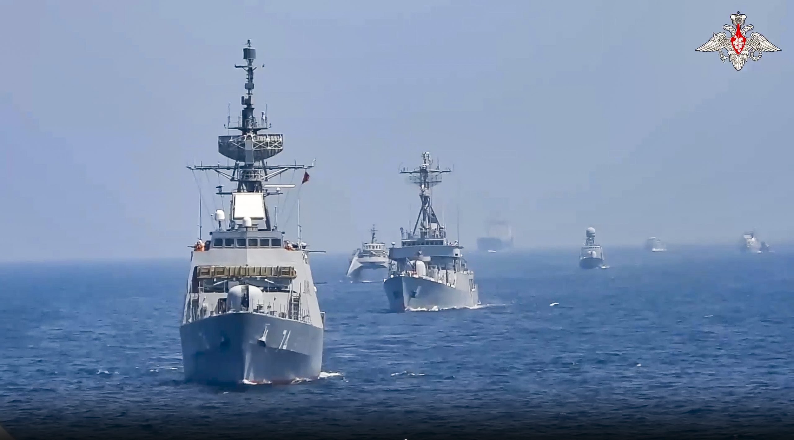 　　　　　中俄伊朗结束在阿拉伯海的三方海军演习　