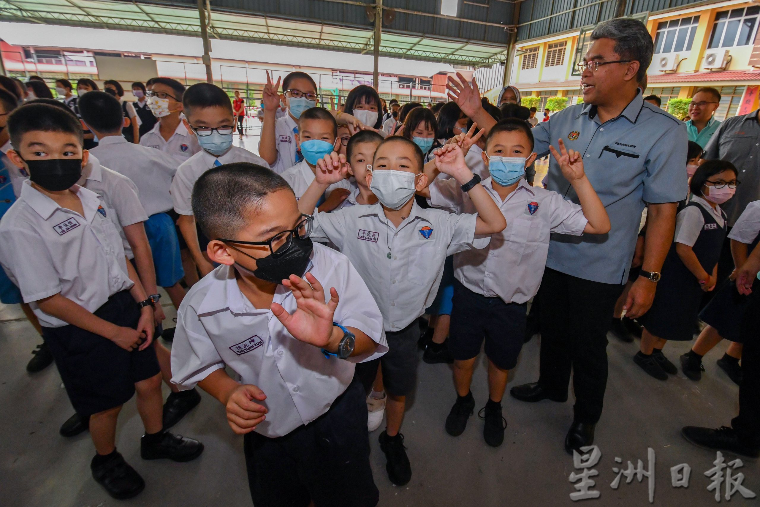 全国：教育总监：2024年新学年可能会提前一周开学。