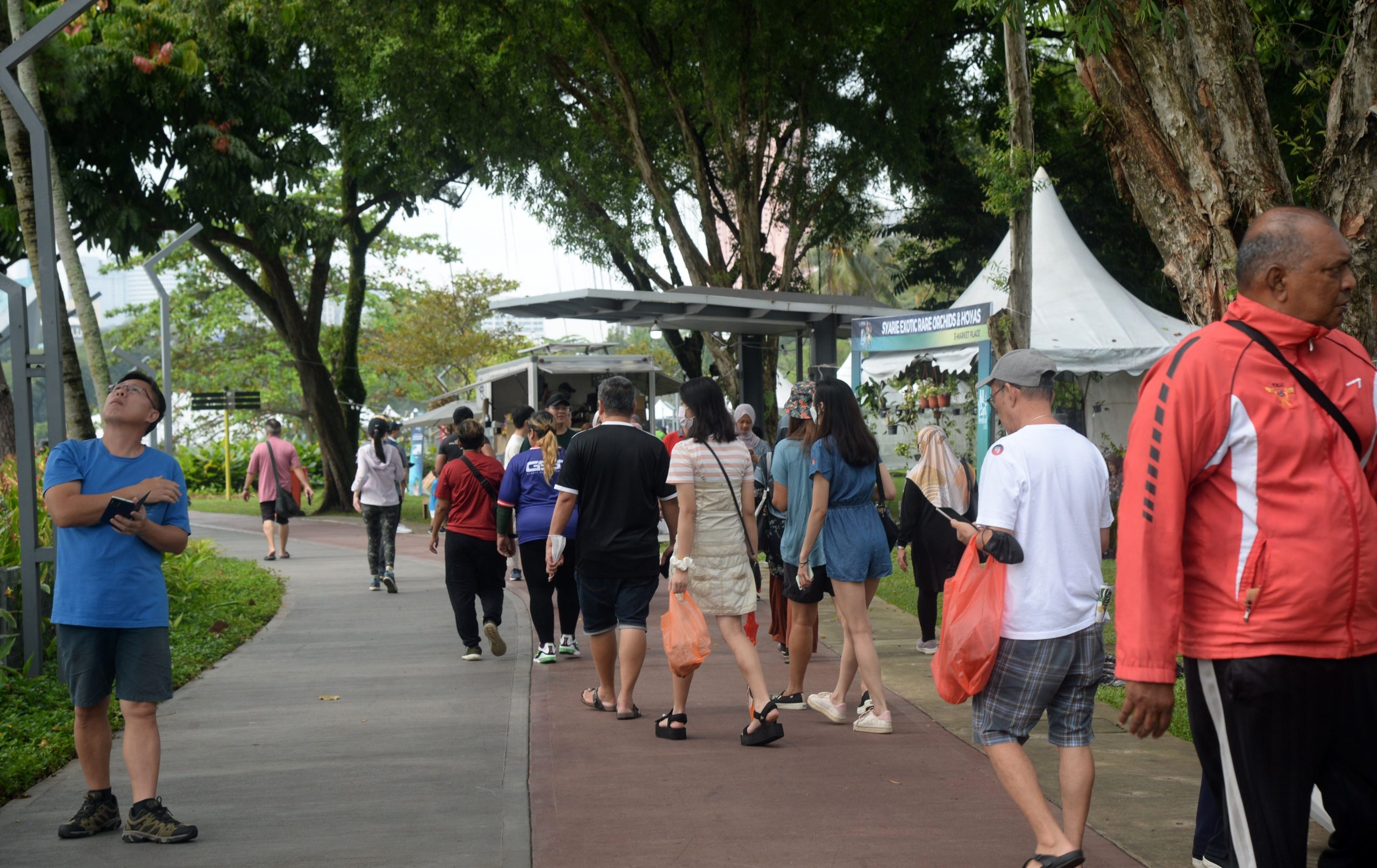 大都会=吉隆坡公园节吸引民众参观