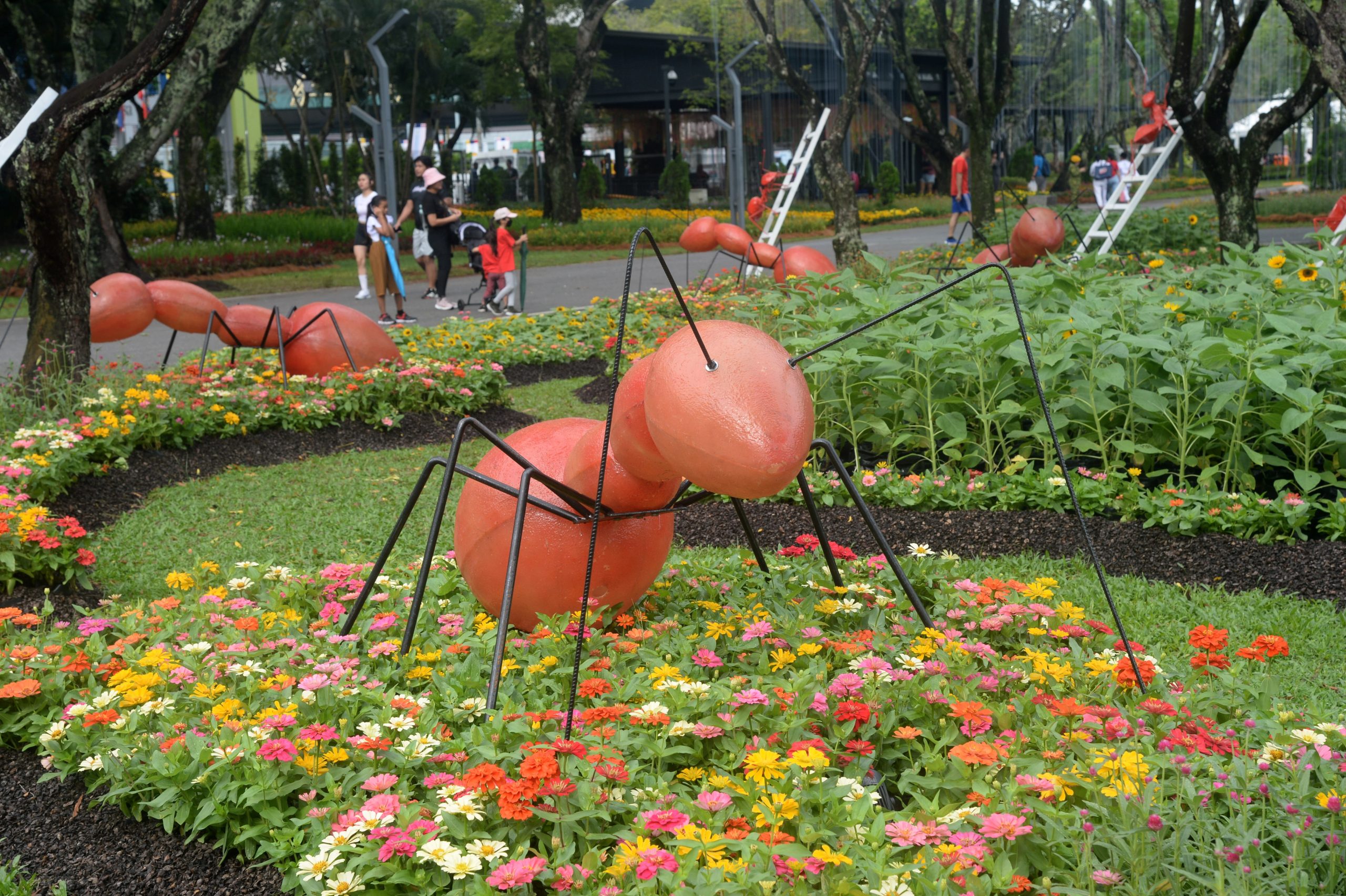 大都会=吉隆坡公园节吸引民众参观