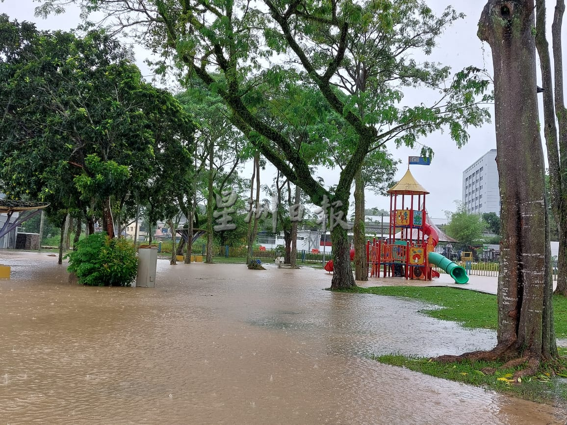 **已签发**柔：20小时雨水终停止，居銮暂躲第二波水灾