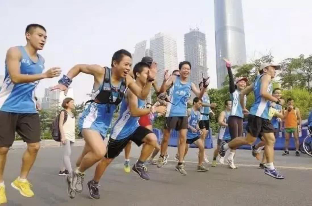 广州一家公司标榜“跑步文化”要员工日跑3公里