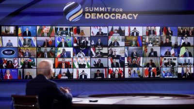 忧中俄影响力提升 拜登在新民主峰会寻求扩大网络
