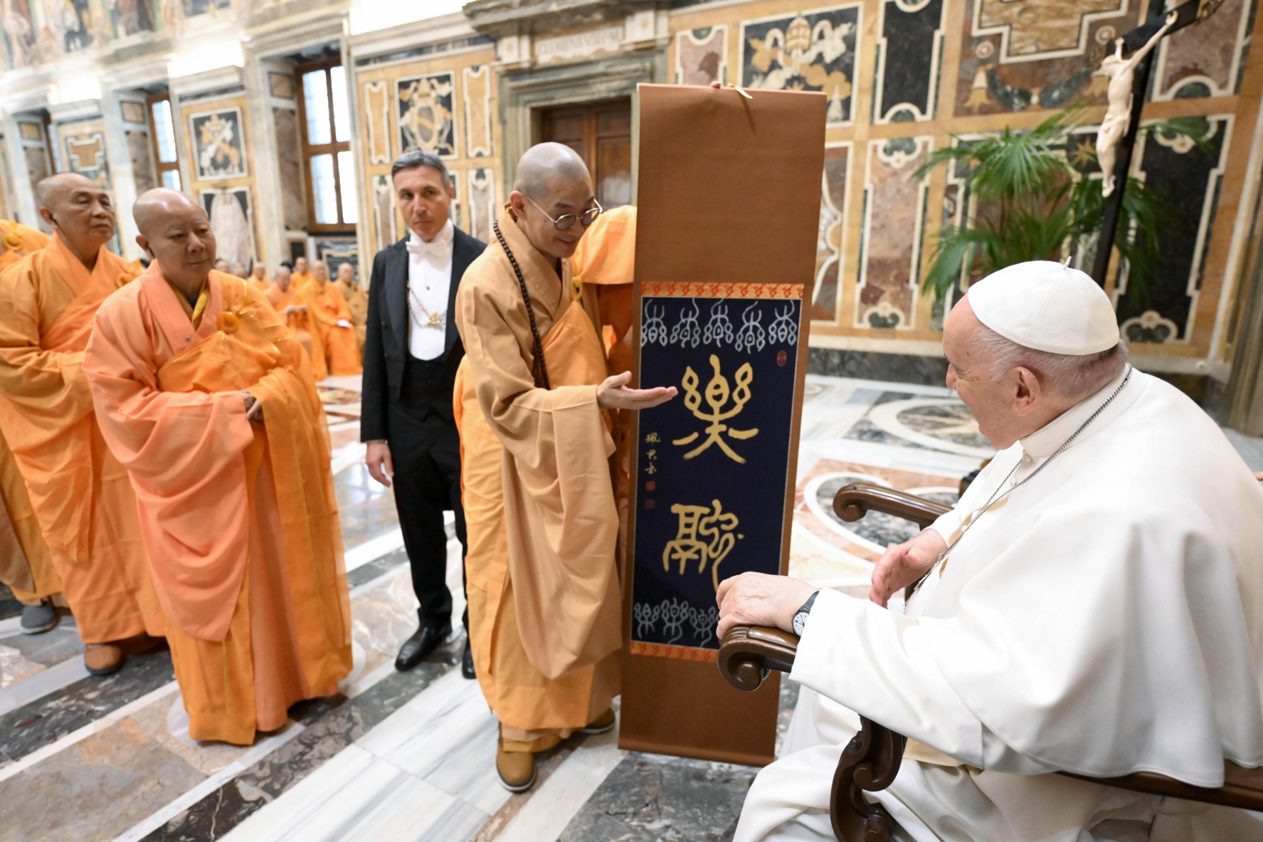 教宗方济各接见台湾佛教团体 共为世界和平祝祷