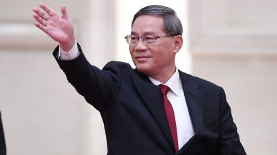 中国新一届政府工作  李强: 不折不扣落实中共中央要求