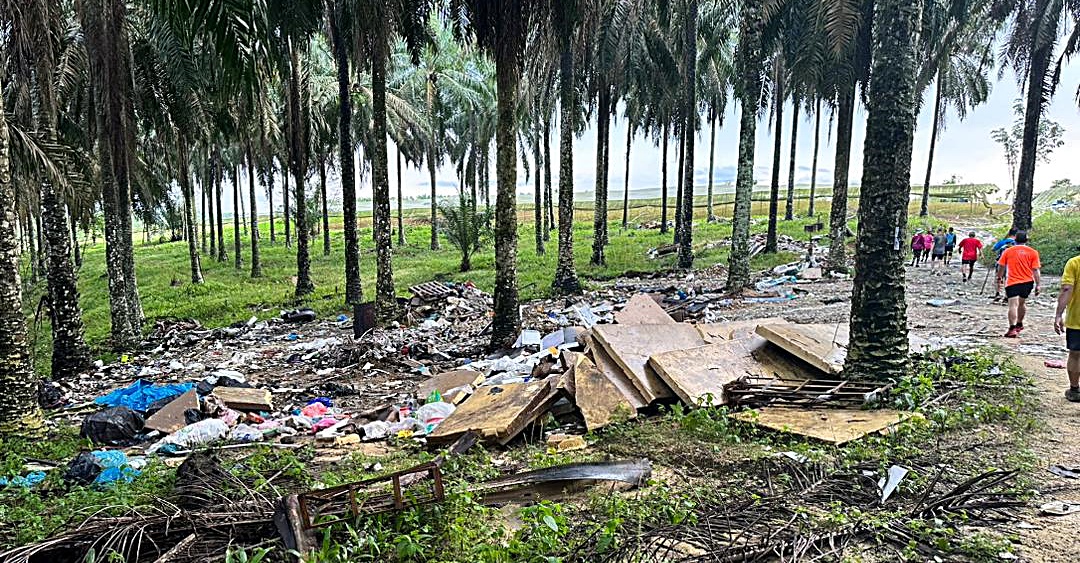 柔：在泗隆村民协助下，揭发3个非法乱丢垃圾及公开焚烧垃圾的源头