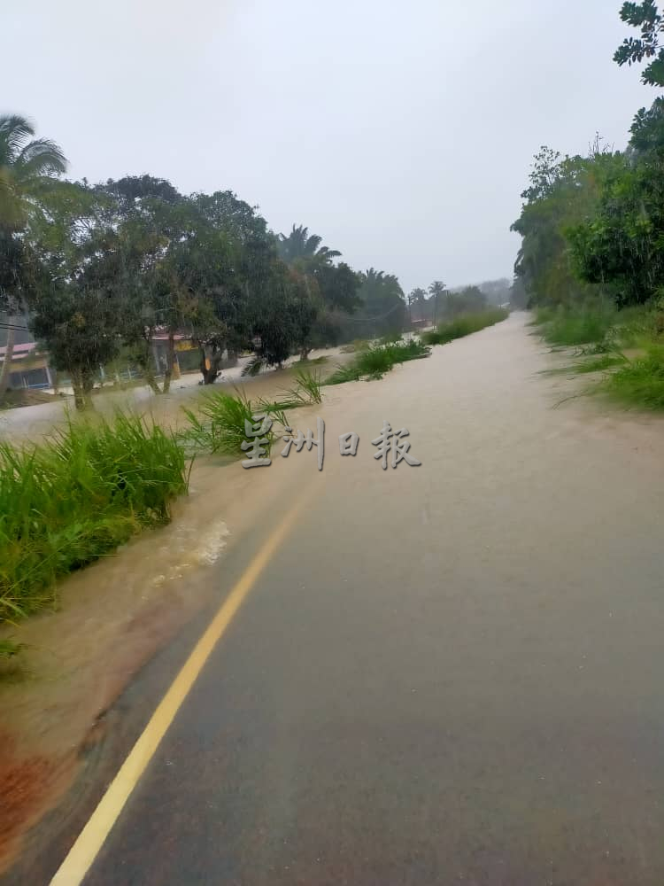 巴莪4甘榜沦陷 百余名水灾灾黎被疏散