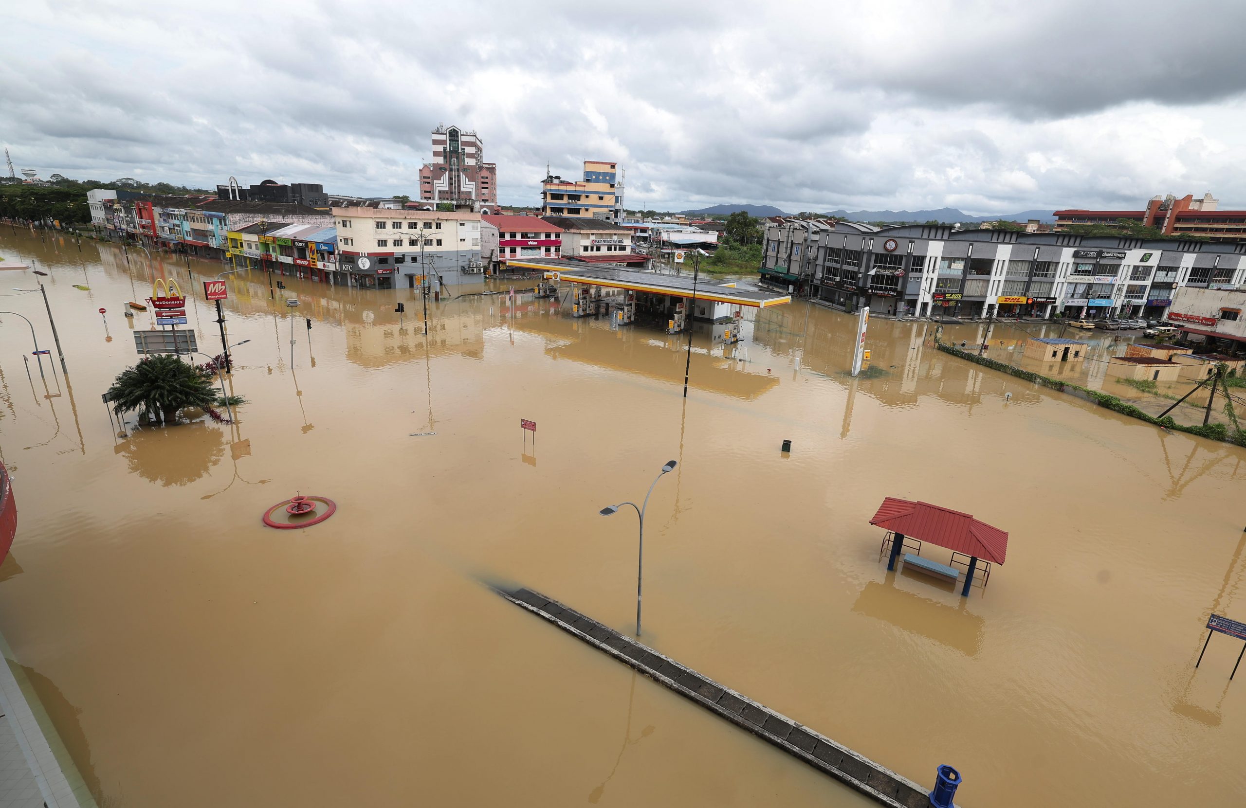 聂纳兹米:柔佛大水灾 因为3月降雨量异常