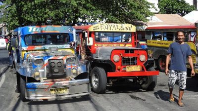 菲律宾拟汰换老旧吉普尼 司机忧生计展开大罢工