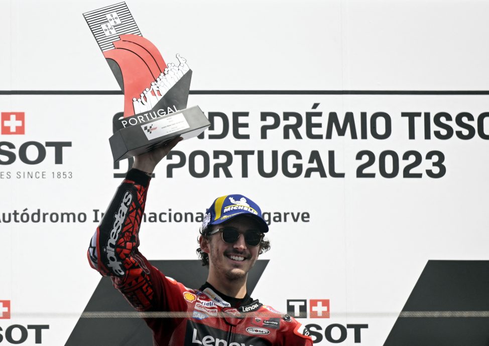 葡萄牙站MotoGP|接连称霸冲刺赛+正赛  巴尼亚亚强势展开卫冕征途