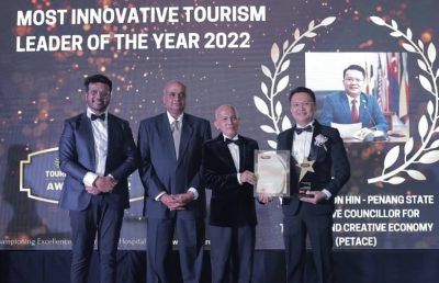 亚洲旅游与酒店管理颁奖礼 杨顺兴获创新力旅游领袖奖