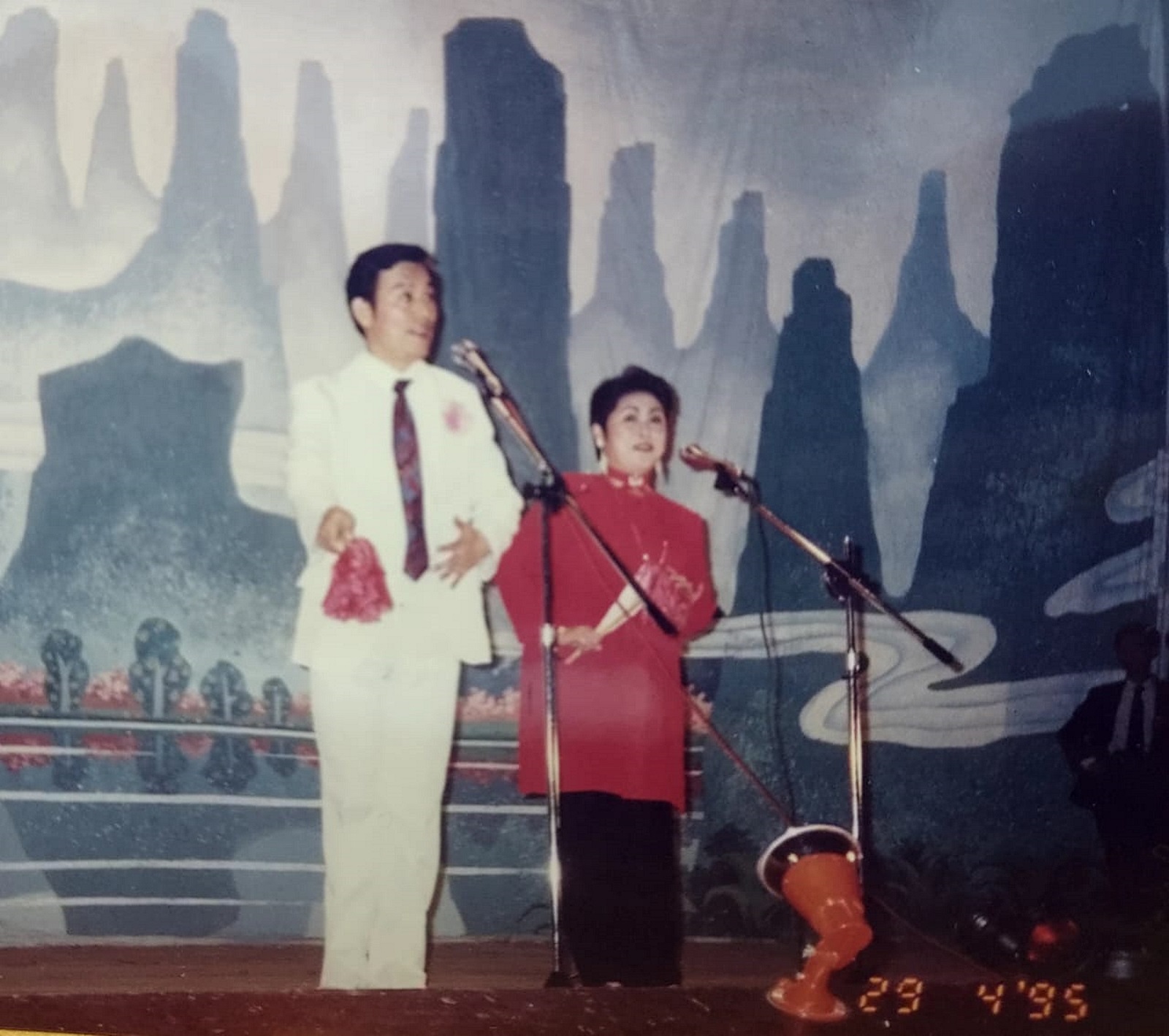 NS马口：刘三姐黄婉秋曾于1995年莅临马口表演
