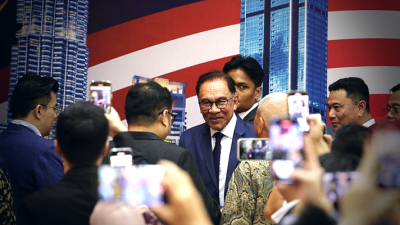 Anwar’s  China visit: Taking bilateral ties to new highs