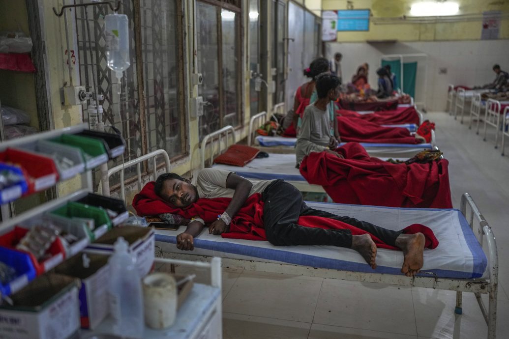 人口将超越中国  但印度医疗系统不堪负荷  数百万农村地区求医无门