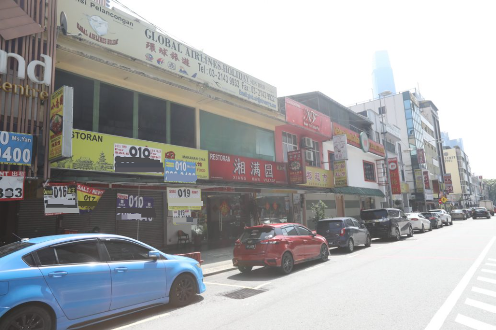 大都会 /封面主/ 走访半山芭Jalan Changkat Thambi Dollah一带的中国餐饮店有70%已经倒闭情况/7图 