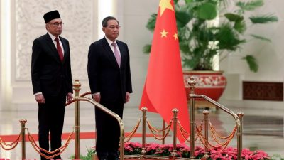 安华：团结政府更明确  大马秉持“一个中国” 
