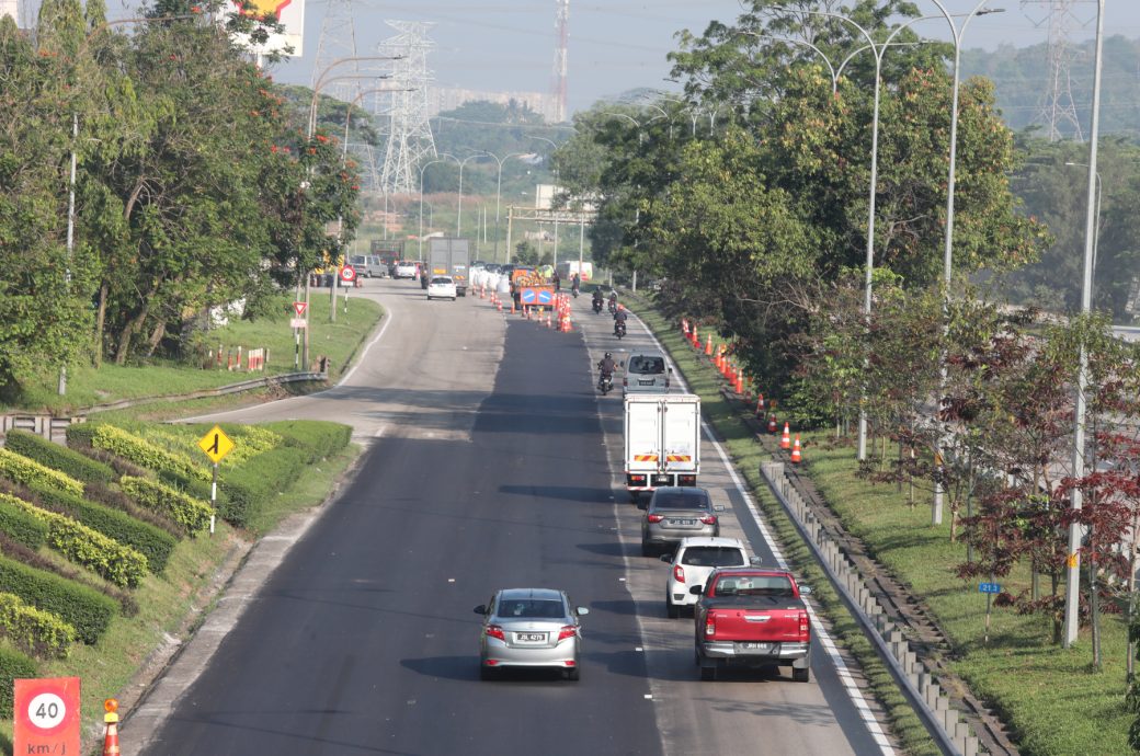 **已签发**柔：封面：【特稿】：巴西古当大道逢修路就大塞车，民众吁当局应预早规划工程