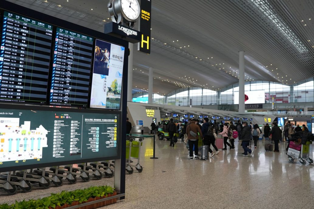 广州白云机场连两天客流突破20万人次 创年内新高
