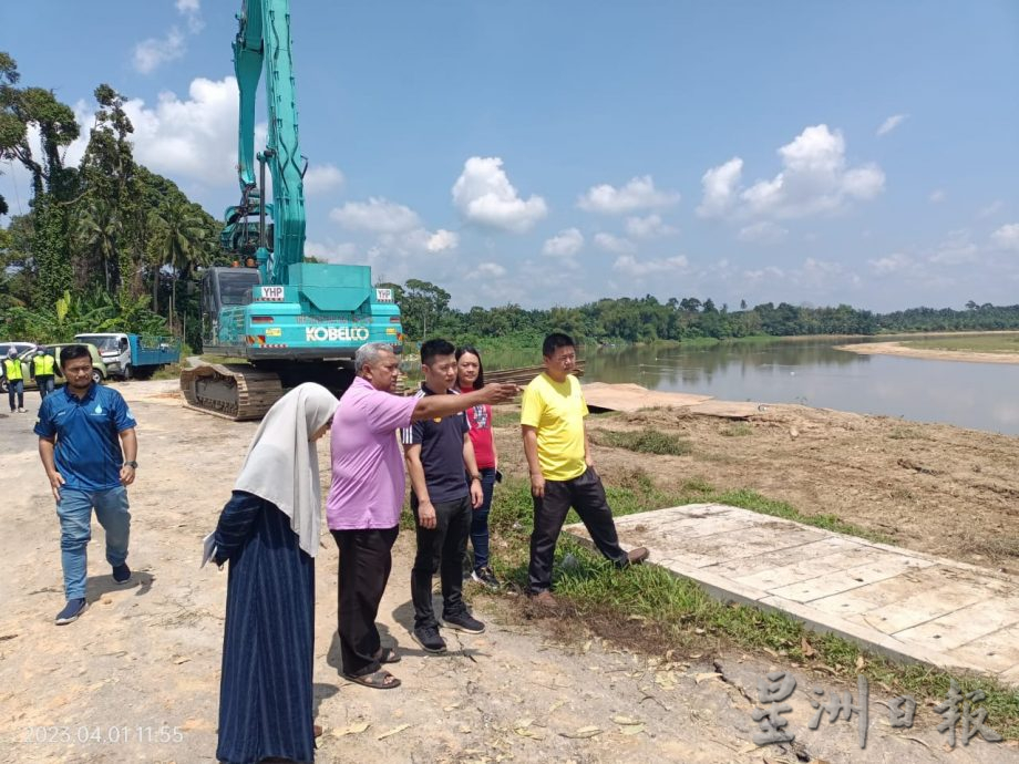 曼绒中霹雳县断水8万户受影响 霹水务局：4月3日料全面恢复水供 