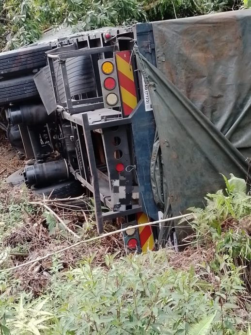 柔： ​升职返柔开心从登南下  法庭主簿官遇车祸身亡