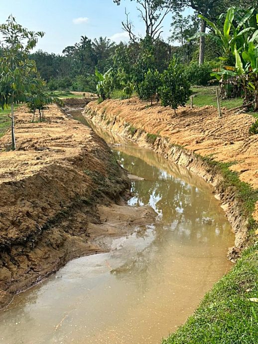 柔：泗隆新村面对多年的一雨成灾问题获解