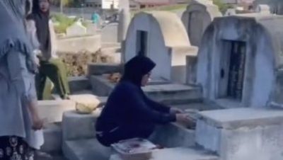 穆斯林清明扫墓 非在马  网传视频发生在印尼