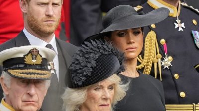 白金汉宫：英王加冕仪式 哈里将出席 梅根缺席