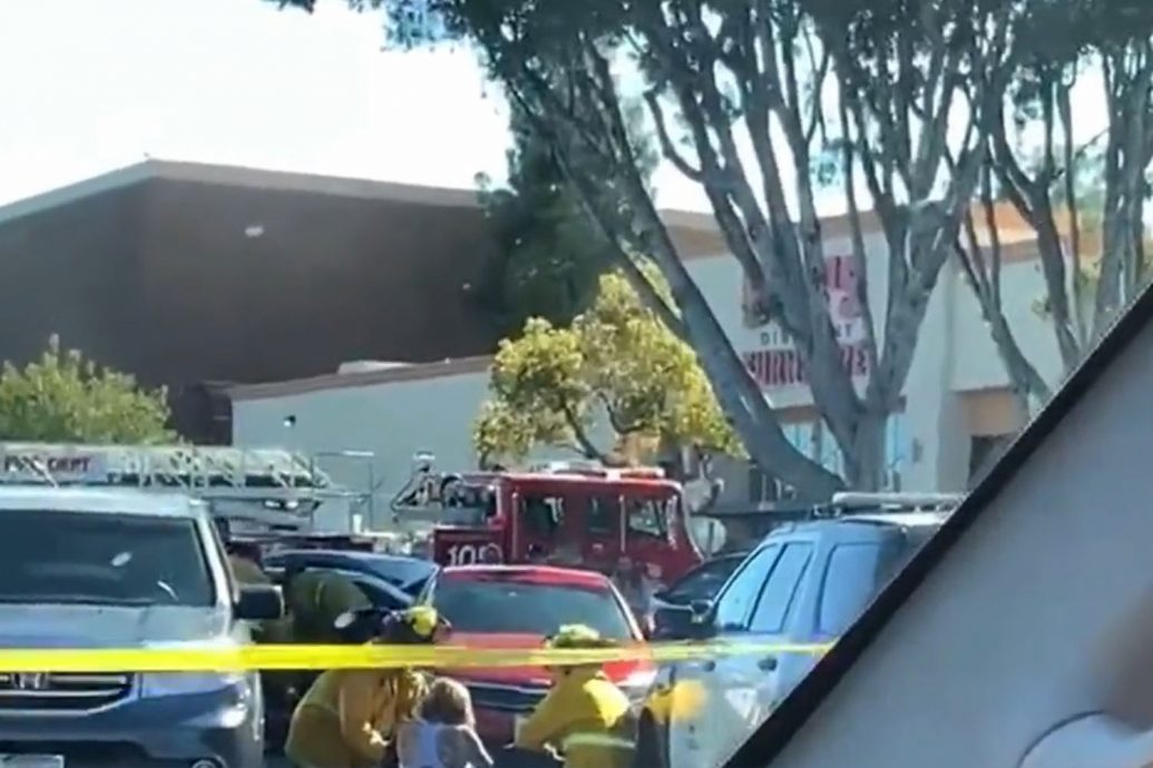 美国洛杉矶购物广场发生枪击事件致1死3伤