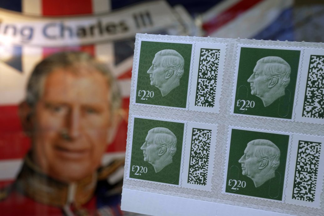 首批查尔斯三世邮票在英国销售
