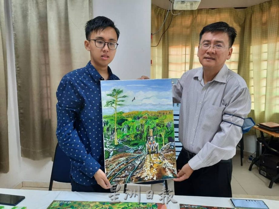 （古城第七版主文）自闭症青年画家吴尚乐作画，捐肯纳儿拍卖