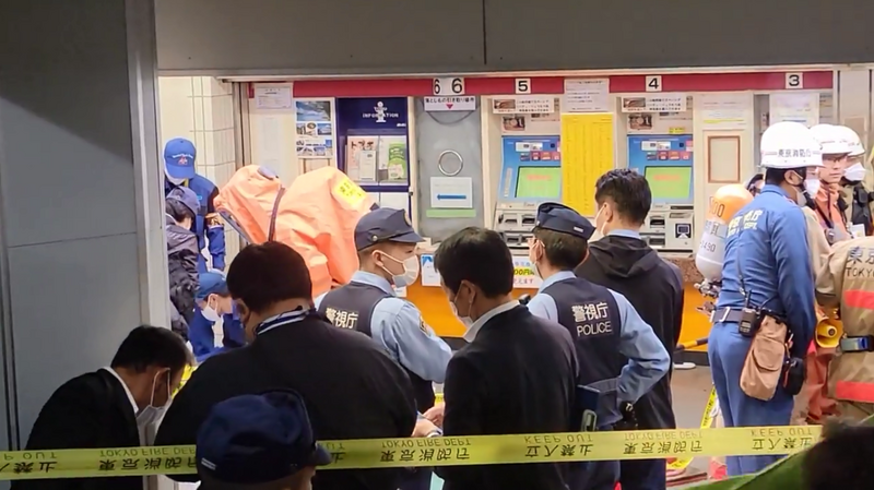 东京车站“咖啡罐”炸伤2人 中国男称“装清洁剂”