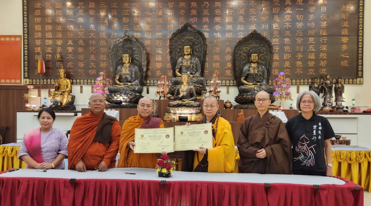 东：大马佛教大学与缅甸国际佛教Pali大学签备忘录