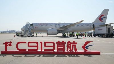 中国国产C919首次商业载客飞行　从上海往北京