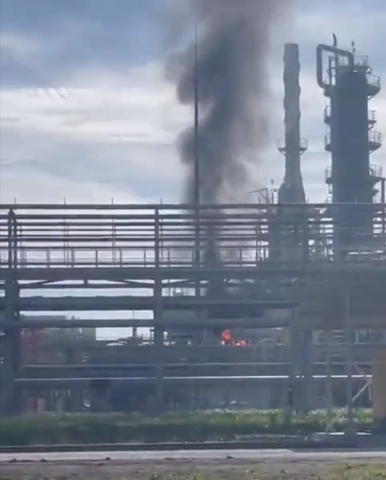 俄南部伊尔斯基炼油厂 再度遭无人机攻击
