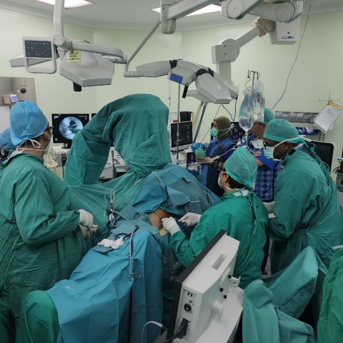 关丹中央医院创首例双镜碎石术