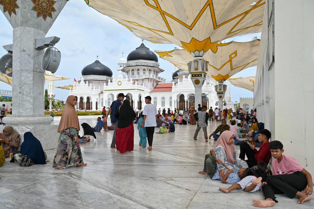 印尼开斋节假期结束确诊数攀升 当局吁提高警觉