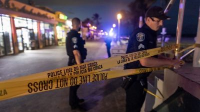 好莱坞海滩爆枪击案 两帮人先打架后掏枪  至少9伤 1嫌仍在逃