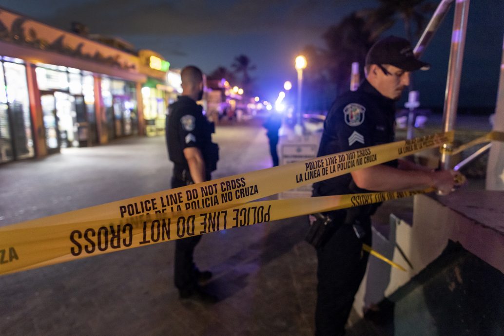 好莱坞海滩爆枪击案 两帮人先打架后掏枪  至少9伤 1嫌仍在逃