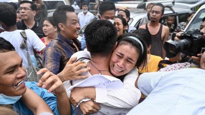 庆祝卫塞节 缅甸军政府赦免逾2000名囚犯