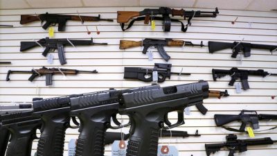 拜登政府控枪受挫 上诉法院推翻枪支支架严格规定